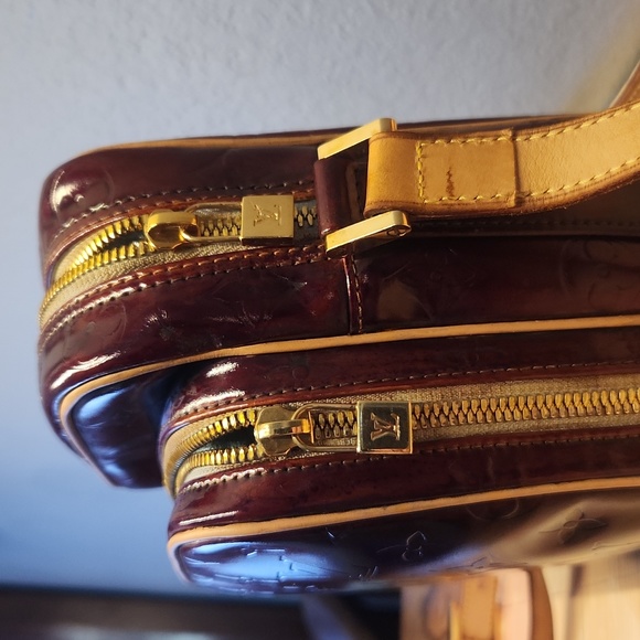 Louis Vuitton Vernis Wooster Crossbody, Custom Color - Picture 4 of 16